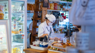 【韓国パン屋巡り】ソウル安国のArtist Bakeryほか行列店3選！カフェ文化も紹介